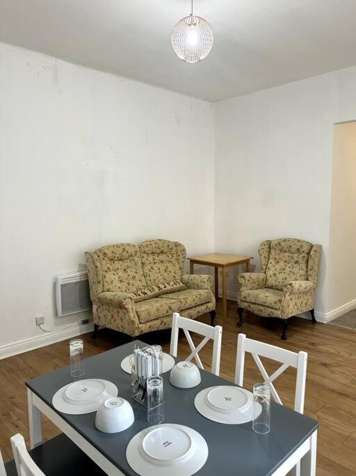 Leicester Spacious Flat With Free Parking 외부 사진